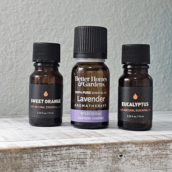 ESSENTIAL OILS FOR DIFFUSER - LOT OF 3 - Picture 1 of 5